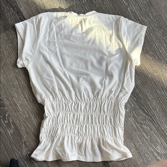 Omighty White Ruched Women's Top - Picture 3 of 3